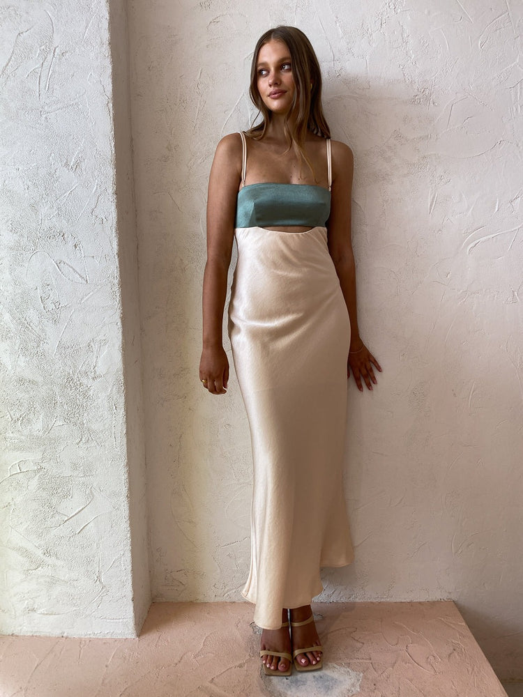 Carrie Maxi- Bec & Bridge