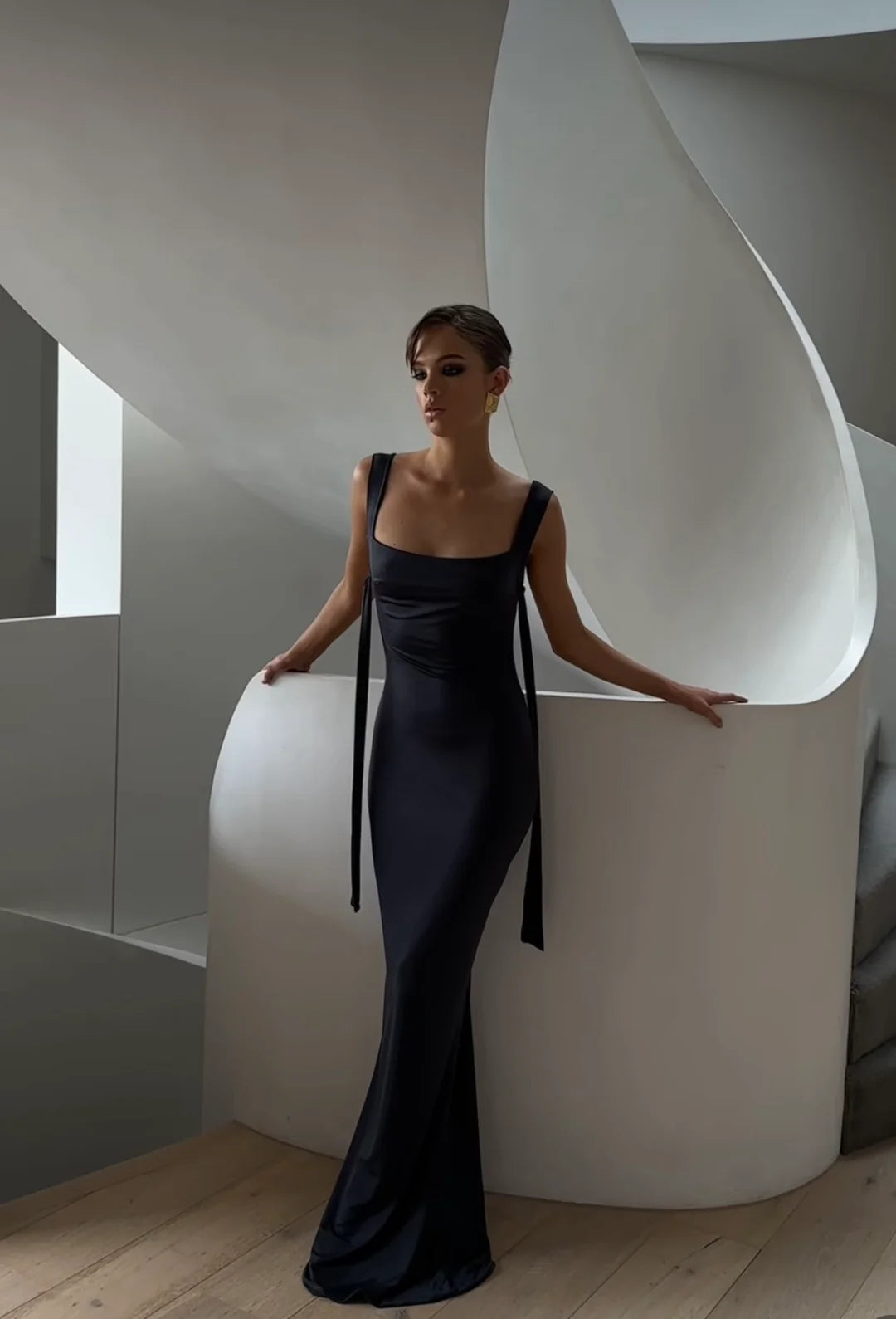 *Helena Gown- Effie Katts